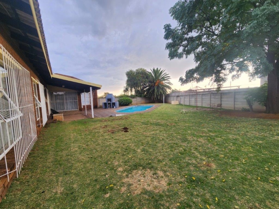 3 Bedroom Property for Sale in Riebeeckstad Free State